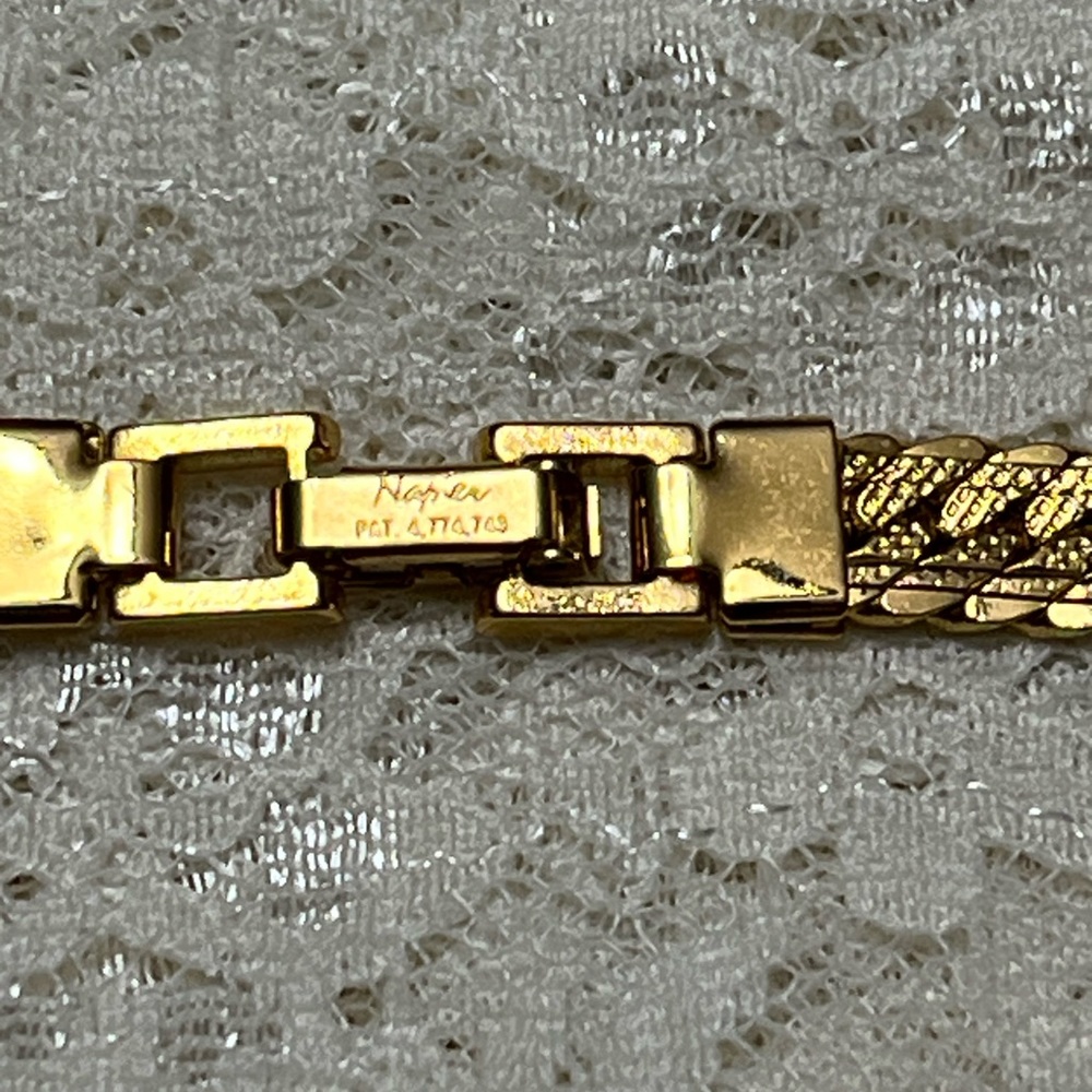 Napier/vintage, herringbone gold tone necklace 24” - Picture 3 of 4